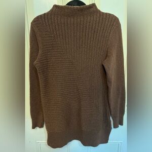 Reitmans Long Sleeve Brown Textured Mock Neck Sweater Medium